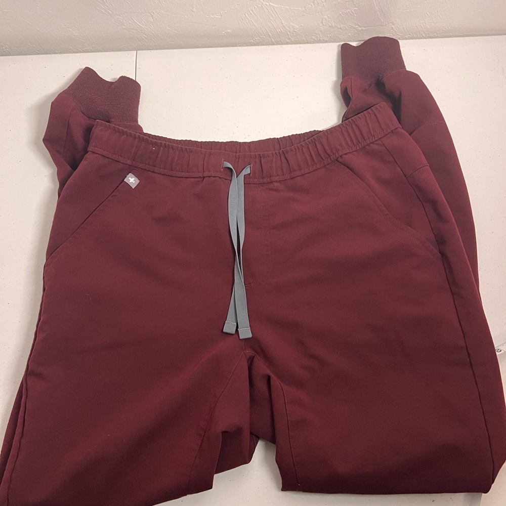 Figs Jogger - Picture 7 of 10